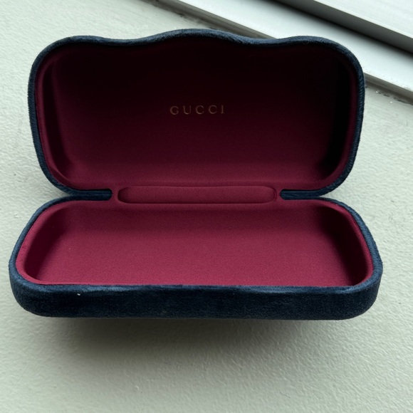 Gucci Brown Tortoise Sunglasses - Picture 5 of 5